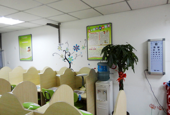 復(fù)合眼鏡,防近視,視力養(yǎng)護(hù),三用眼鏡“護(hù)目亭視力加盟品牌店開(kāi)業(yè)啦，歡迎大家前去體